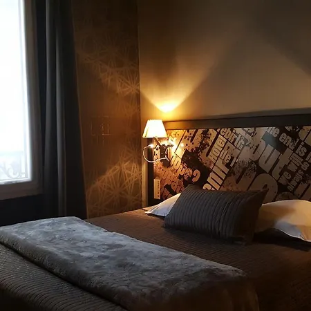 Cafe De L'avenir Hotel